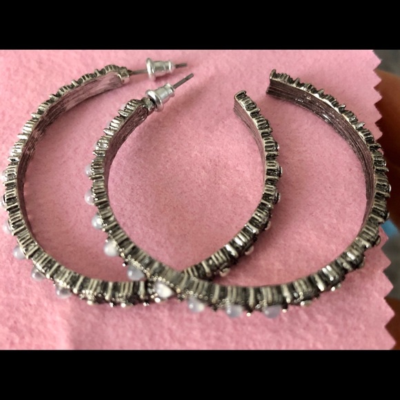 Earrings - Picture 2 of 2